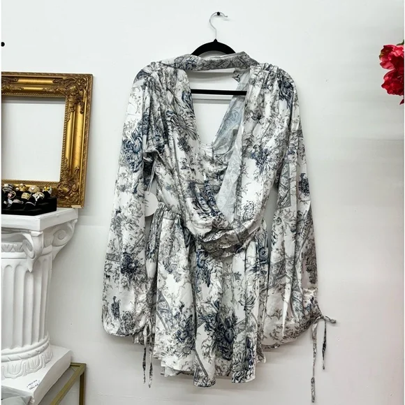 Blue White Floral Satin Dress - Picture 8 of 10